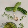 Skördetid - Inlagd zucchini med citrontimjan