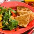 Chorizoquesadillas med sallad - 325 kcal