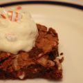Polkagriskladdkaka med mörk choklad