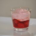 Marsmallowmousse med rörda hallon eller[...]