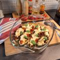 Färsfylld zucchini under fetaosttäcke