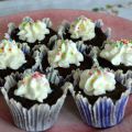 Mini Oreo Cupcakes