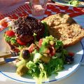 Grillad hamburgare med hemgjord maletköttbiff