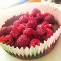 Minikladdkaka med hallon