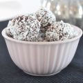 Choklad och havrebollar med en touch av kaffe