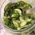 Snabbinlagd zucchini - gott tillbehör till det[...]