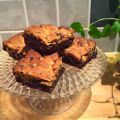 Chocolate chip cookie brownie