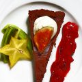 Chokladtårta med halloncoulis