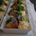 Matjessill på potatisbädd med krämig äggröra