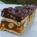 CRISPY SALTED CRACKER WHITE PEANUTBUTTER CUP[...]