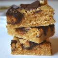 Peanut butter cup blondies - 139 kcal