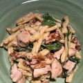 Kyckling med rucola och valnötter