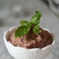 Rosa hummus