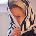 Cool mamma på stan...