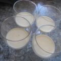 Citron- och lakritspannacotta