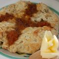 Scones med hjortronsylt