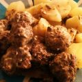 Dagens lunch: köttbullar med potatis