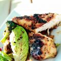 Grillad marinerad kyckling med glasnudelsallad