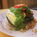 Aubergine- och zucchinihög med spenatpesto,[...]