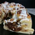 STICKY COOKIE DOUGH BUNS