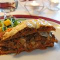 Köttfärs- och grönsaksfylld varm smörgåstårta -[...]