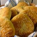 Hembakat hamburgerbröd