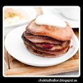 Hallonpancakes med kardemummakesella