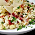 Risotto med krispig blomkål och bacon