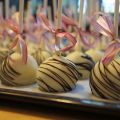 Oreo Cake Pops med Vit Choklad