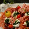Antipasti; kallskuret med tomater,[...]