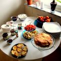 Pannkakskalas med många tillbehör.