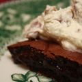 Kladdkaka med Ploppgrädde