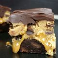 CHOCOLATE CHIP COOKIE DOUGH CARAMEL BROWNIE