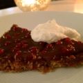 Glutenfri lingonpaj med chokladkolakräm