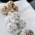 Glutenfria choklad och aprikosbollar