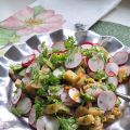 Sillsallad med rädisor och picklad rabarber