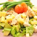 Kyckling och avocado sallad