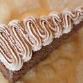 Chokladkaka med chocolate whipped cream cheese[...]