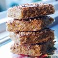 Saftigt bröd i långpanna m morot och frön