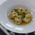 Pasta med brynt smör och salvia