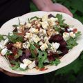 Sallad med rödbetor, prosciuotto och fetaost