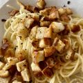 Pasta med brödsmulor och vitlök