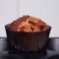 Rutiga muffins med smak av kaffe och krokant