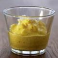 Curry- och äppledressing