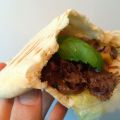 Pulled lamb i pitabröd