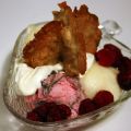 Glasscoupe med cashewnötsflarn