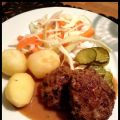 Köttfärsbiffar med brunsås - 316 kcal