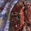 Gjutjärnsbröd med rödbetor