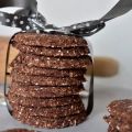 Chocolate cookie ice cream sandwich - 34 kcal