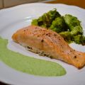 Lax med smörstekt broccoli och ärtcreme
